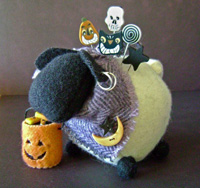 Ewe Look Fabulous: Halloween Pincushion Kit